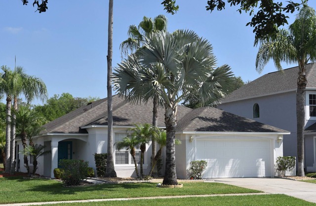 Encantadora villa moderna de 4 dormitorios y 3 baños con piscina privada y spa - WiFi gratuito