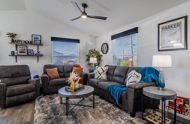 Boater’s Paradise: 3BR Home 1 Mile from Launch Ramp – Bring Your Boats & Toys!