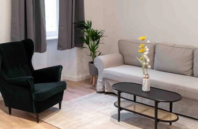 **** * Designer Apartment 18th (TOP 1)