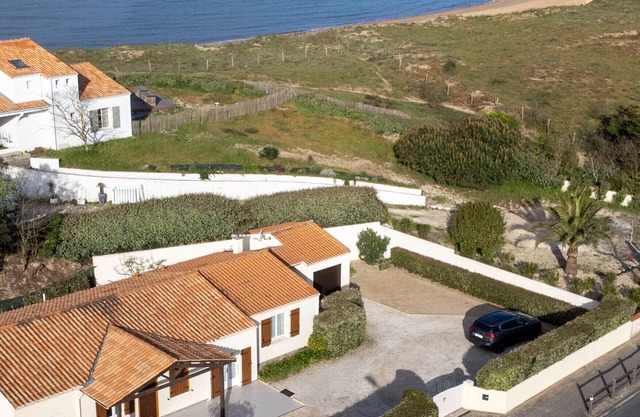 Casa independiente 6 (8 personas con sup). ..100m de la playa de Matha