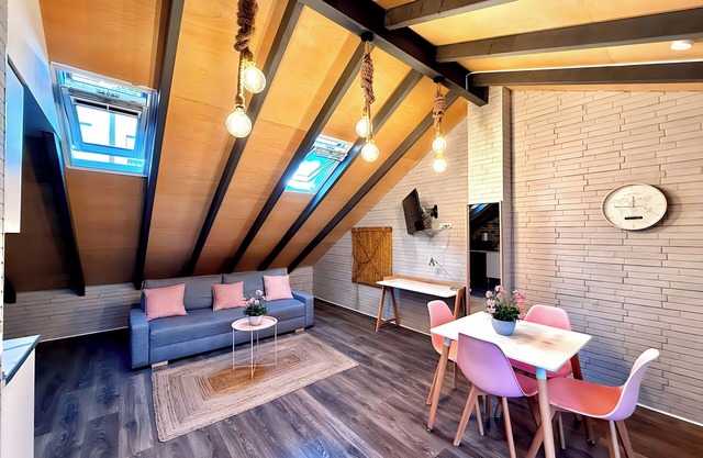 Loft 5 independiente con piscina compartida en centro de Valencia