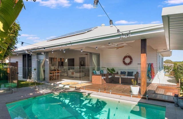 Dianella Dream - 4BR Pet-Friendly Home with Pool