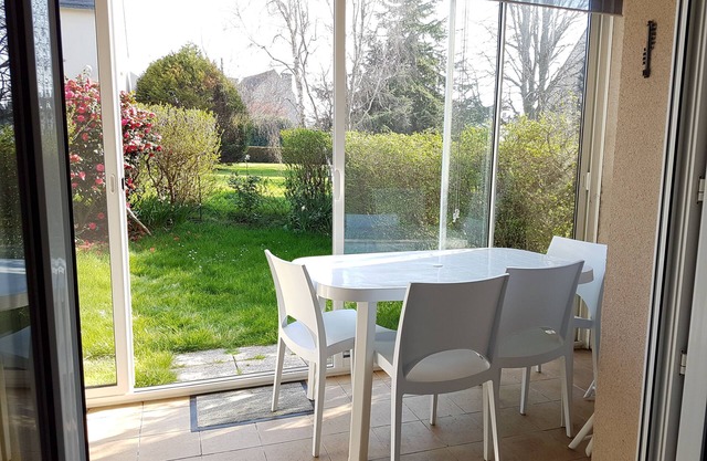 Dinard, Appartement Avec Jardin à 100m des Plages et de la Thalasso