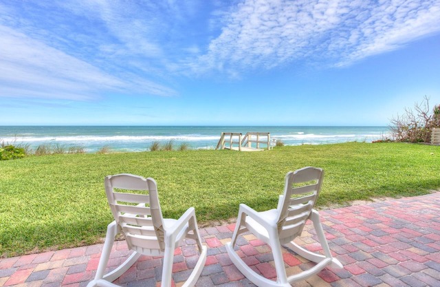 Retiro celestial directo frente al mar, con licencia 6465