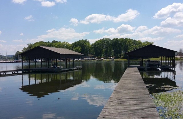 Directamente en el lago Guntersville! ¡Casa del barco incluida! ¡La conveniencia se combina con el lujo!