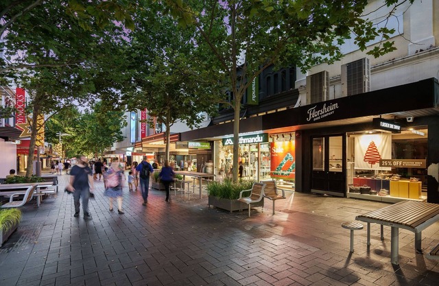 Discover Comfort & Style In East Perth Sleeps 4 2 Bedroom Apts by WorldWide Welcome