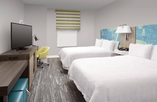Discover Miami with Us! Free Breakfast, Pet-friendly, Outdoor Pool!