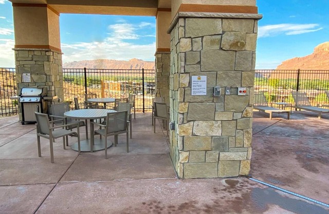 Discover Moab from 3 Modern Rooms w/ Kitchen – Ideal for Adventure Lovers!