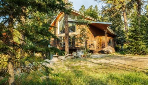 Divided Sky Cabin