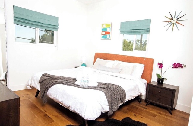 Dodger Stadium / Chinatown / Echo Park Newly updated House!