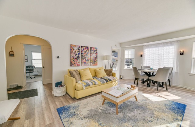 Dog-Friendly Rochester Home ~ 3 Mi to Downtown!