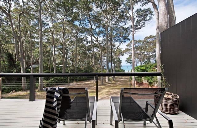 George Bass Drive 200 Beach Front Holiday Living