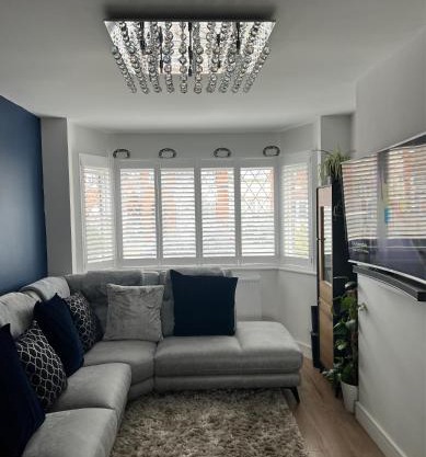 Double Room- 1 Person -in Great Barr Near M5 - M6 - Parking - TV Bed-Garden