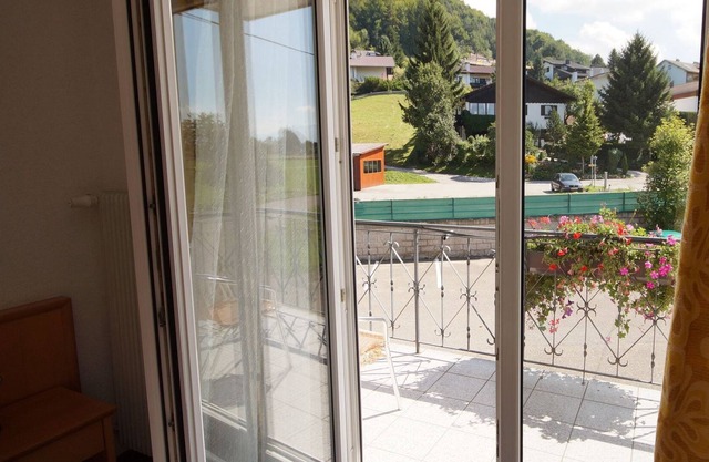 Habitación doble con vistas laterales al lago 32 - Zur Landeroith GmbH