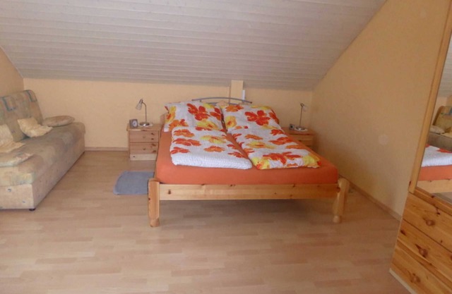 Habitación doble nº 4, aproximadamente 22 m², baño compartido - Bea's Gästezimmer
