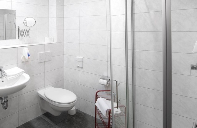 Habitación doble ducha / WC con balcón - Hotel Hauer