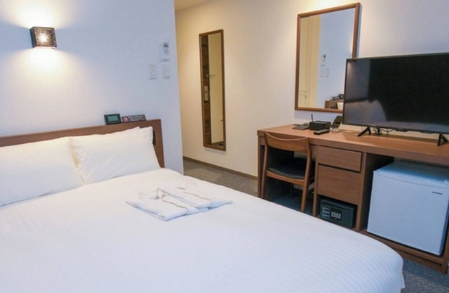 Double room stay without meals Simple stay Con / Fukuoka Fukuoka