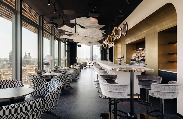 DoubleTree by Hilton Amsterdam Centraal Station