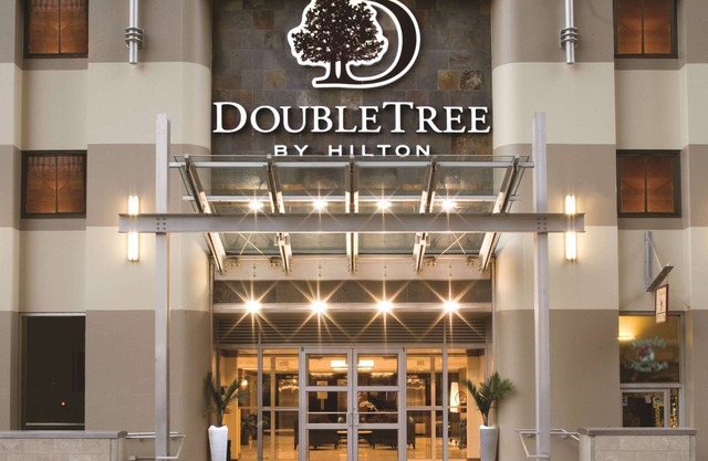 DoubleTree by Hilton Hotel & Suites Pittsburgh Downtown