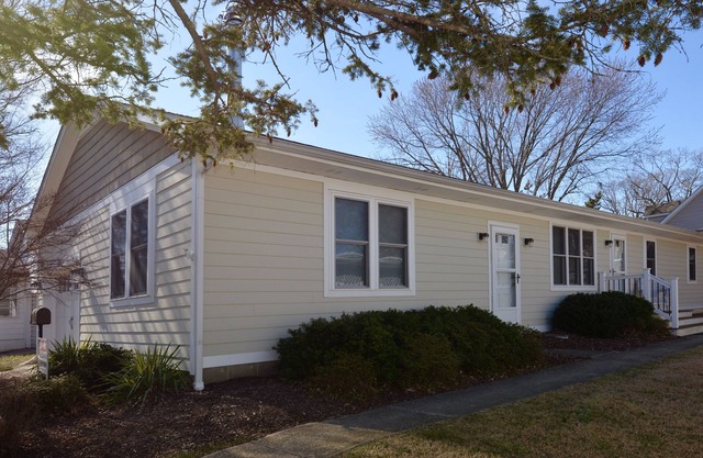 Se admiten perros Casa 3BR en el centro de Rehoboth Beach A solo 4 cuadras de la playa para 6 personas
