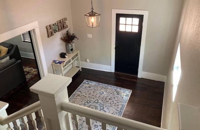 Downtown San Antonio/Sleeps 18/Pearl/Riverwalk/Zoo