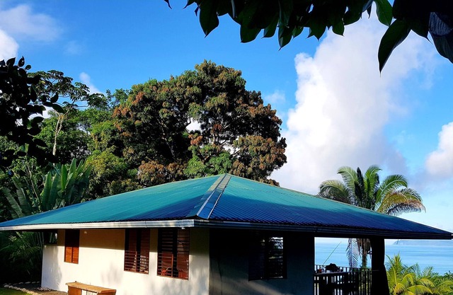 Paraíso tropical - Casa ideal en la selva con vistas al Pacífico y OSA
