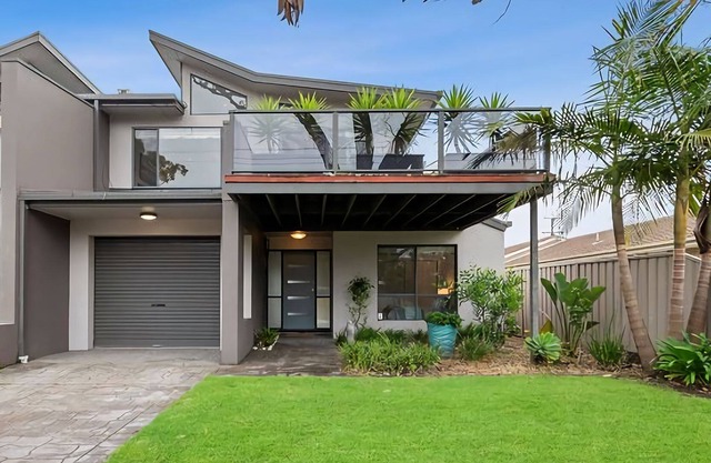 Drift at Broulee: 3 BR, 2.5 BA Duplex in Broulee, Sleeps 6