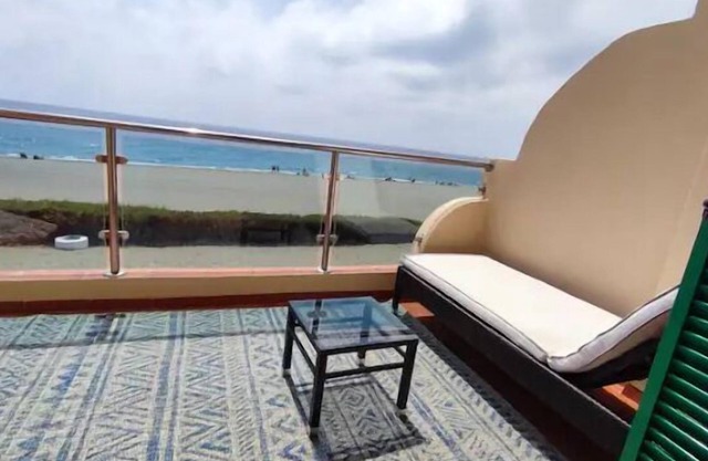 Duplex in first line of beach. Urbanization El Diamante