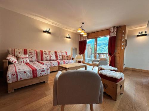 Duplex spacieux avec piscine couverte, balcon et parking, à 300m du centre et proche des pistes - FR-1-624-137