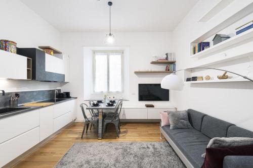 Easylife - Luminoso bilocale in City Life