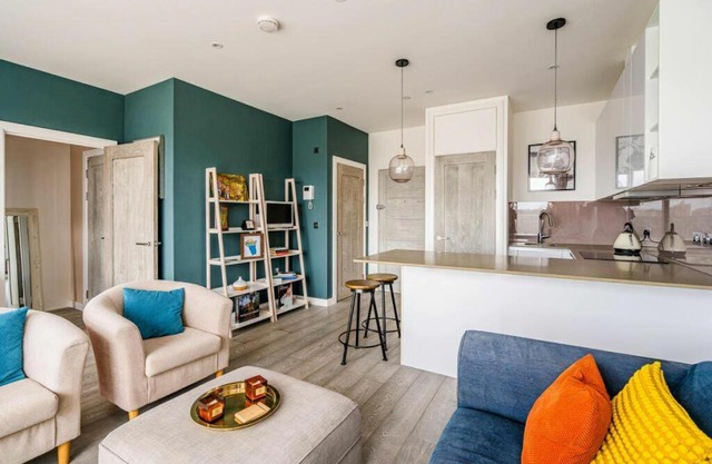 easyStay Bath Road Slough