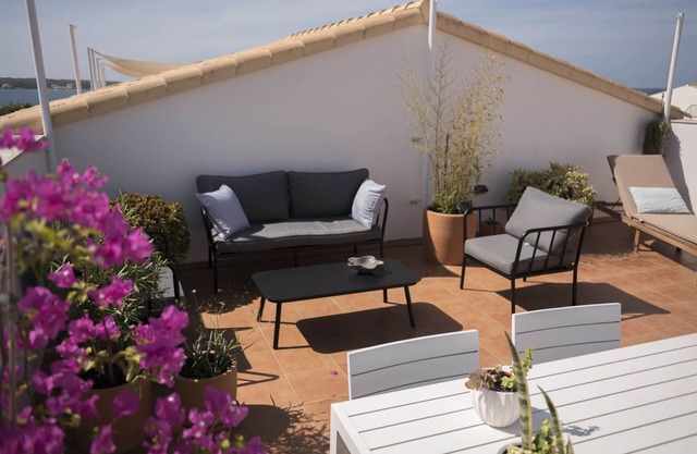 'Edificio Can Sord Apartamento Nº 2' con vistas al mar, terraza y Wi-Fi