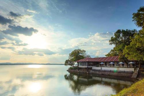EKHO Lake House - From Colonial Bungalow to Royal Retreat