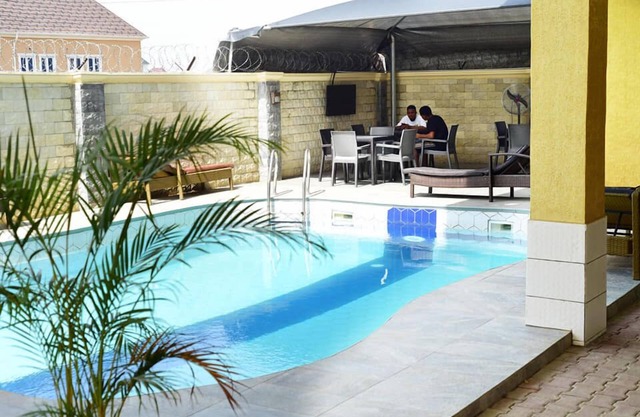 El Castillo Pretigious Hotel