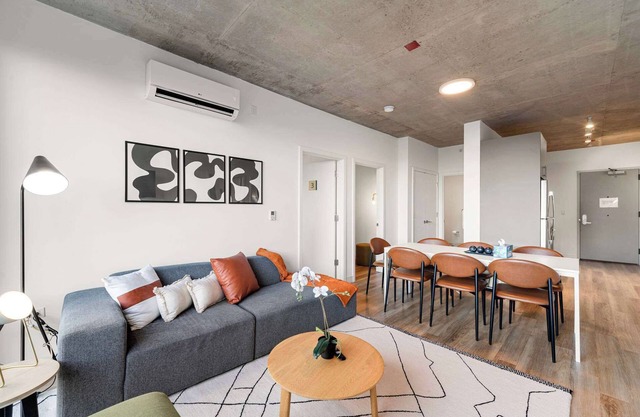 Elegant 3BR Stay Prime Location