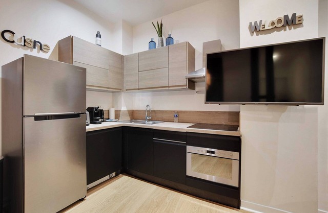 Elegant Apartment - 2bd/6p - Hotel de Ville