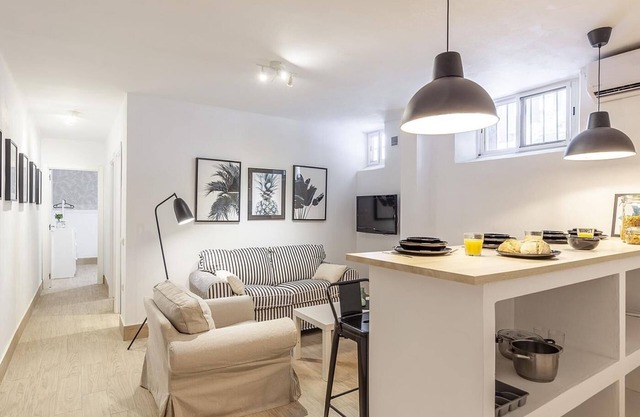ELEGANTE APARTAMENTO DE DISEÑO! 2 HAB -SEVILLA- WIFI - 5 PAX