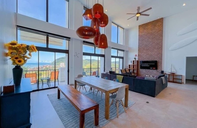 Elegant Oceanview Penthouse - Steps from Jaco Beach & Nightlife