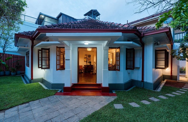 Beautiful Villa plus Complimentary Breakfast & Chef, 12 Guests
