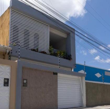 Elegante Apartamento com Vista Mar em Atalaia