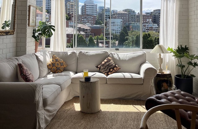 Elizabeth Bay Waterfront Getaway