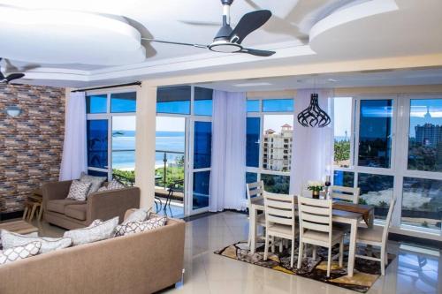 EMIRATES REEF APARTMENT 8D