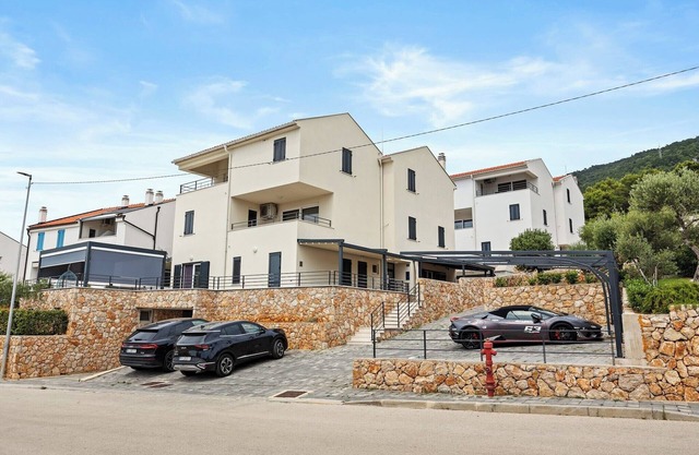 Encantador apartamento de verano con vistas al mar