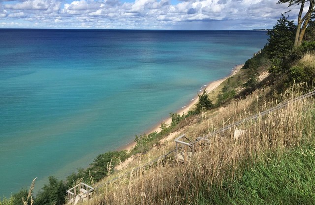 "Endless Summer" Open Water View Lake Michigan Beach Front Home