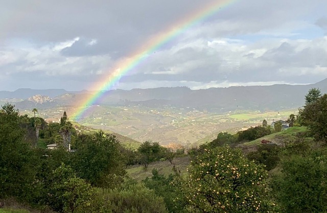 Endless Views & Spacious Home, Nature Games Weddings Wineries Hiking