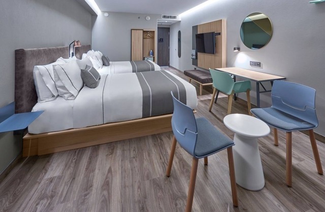 Enjoy Coastal Views at This Stunning Rooms Near the Beach - 2 Units