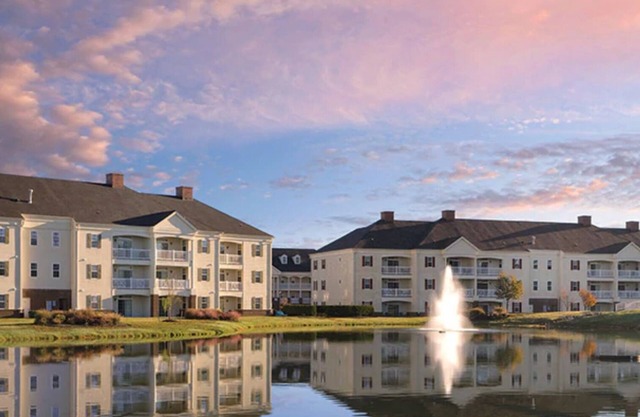 Enjoy This Beautiful 2Bed/2Bath Condo While Visiting Historic Williamsburg, VA!!