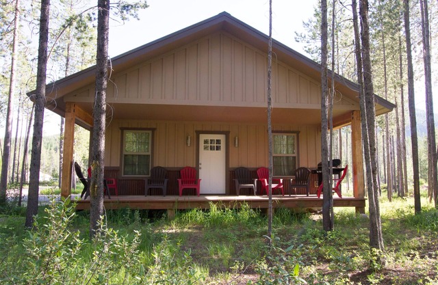 Disfruta de tu escapada y explora con Glacier Park como tu patio trasero. ¡Reservar ahora!