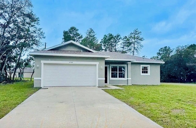 Enjoyable 4-bedroom house with AC in charming Ocala