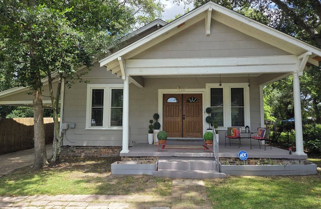 ENTER & ENJOY 3 & 1.5 HOUSE The Best for Entertainment Purposes & Sleepovers